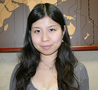 オーストラリアの大学で言語学を学ぶ卒業生