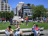 Pike Place Marketの坂を下りたところにある公園