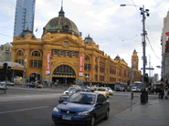 {̃C̉wFlinders Station